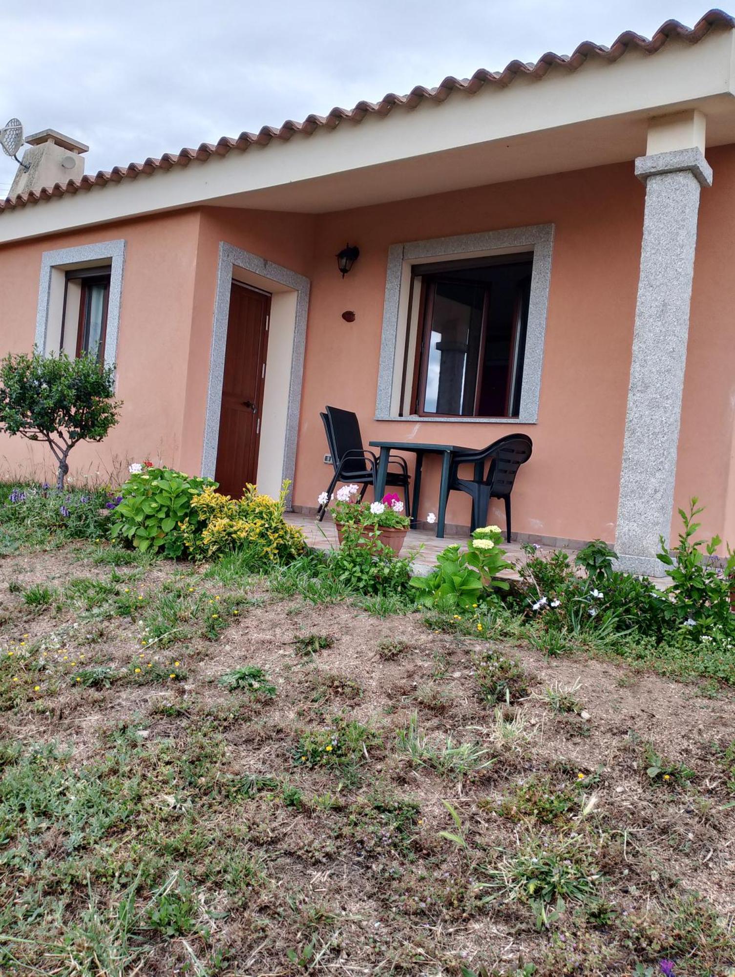 Agriturismo Gli Olivastri, Appartamento La Rosa Dei Venti Con Piscina E Solarium , Vista Mare ,Climatizzatore ,Wifi Aglientu Exterior photo
